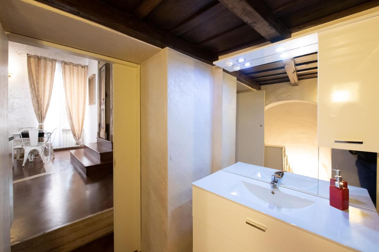 Apartamento Magenta Collection Crociferi 2 Roma Exterior foto